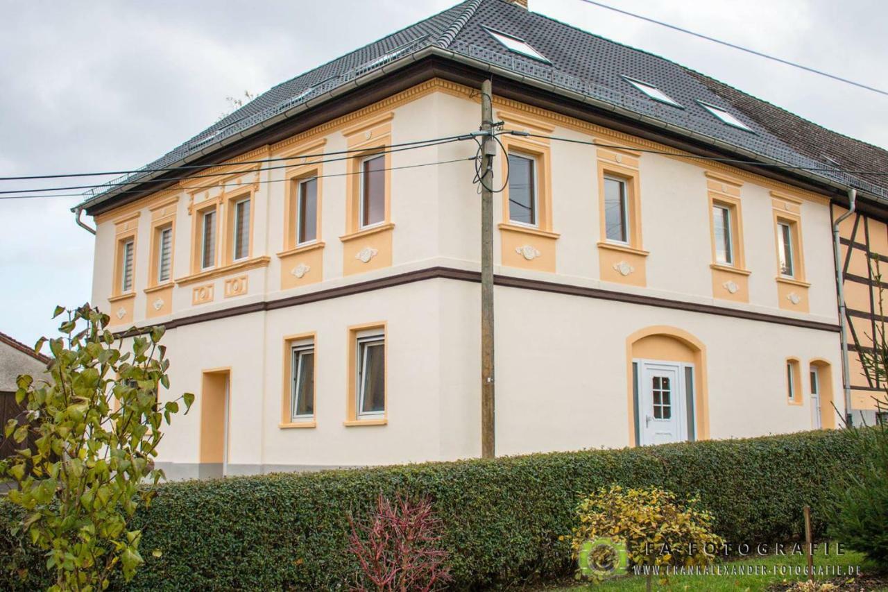 Pension Alex Brahmenau Екстер'єр фото